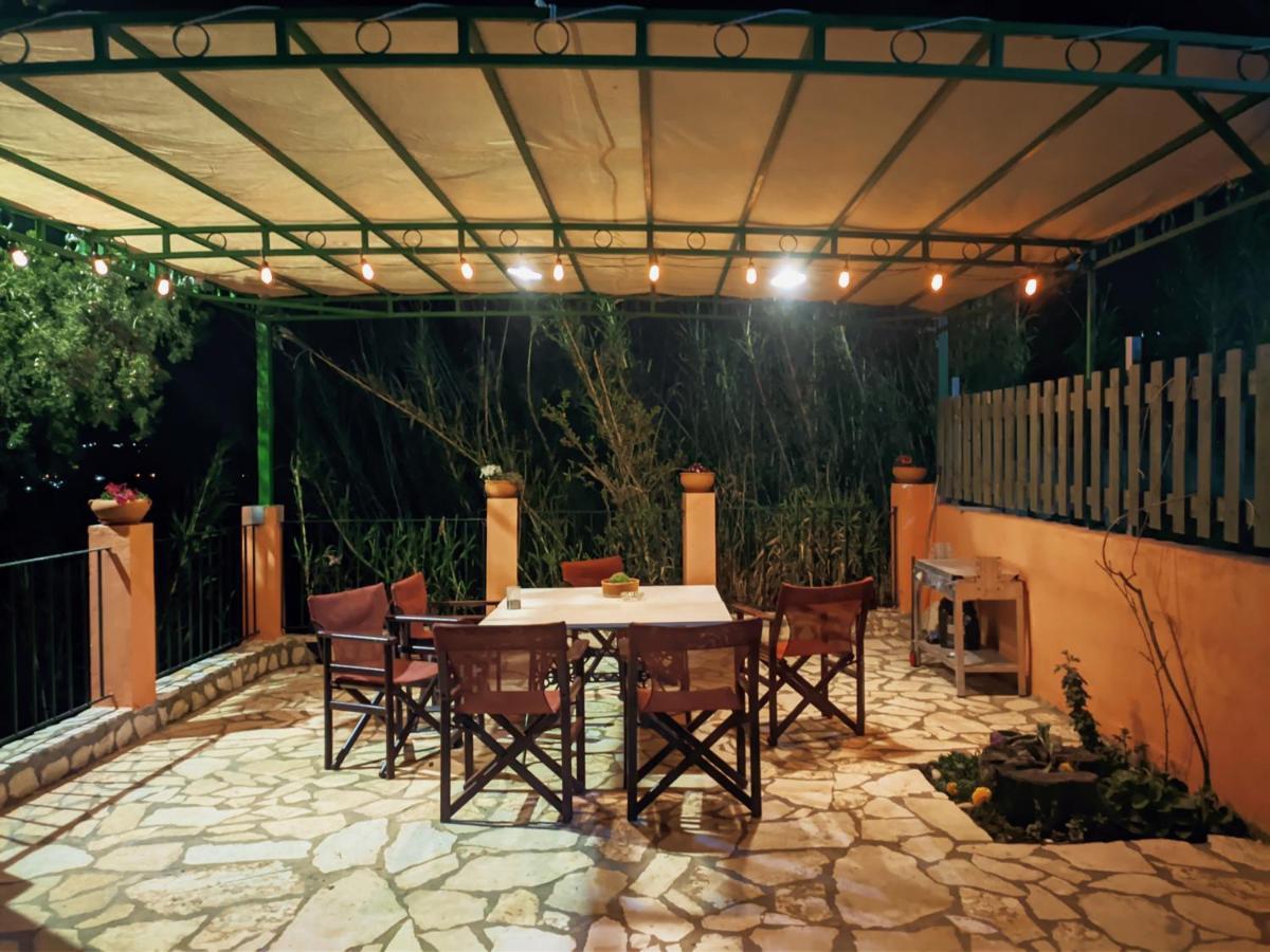 Eleni'S Traditional House In Agrafi Agrafoi Dış mekan fotoğraf